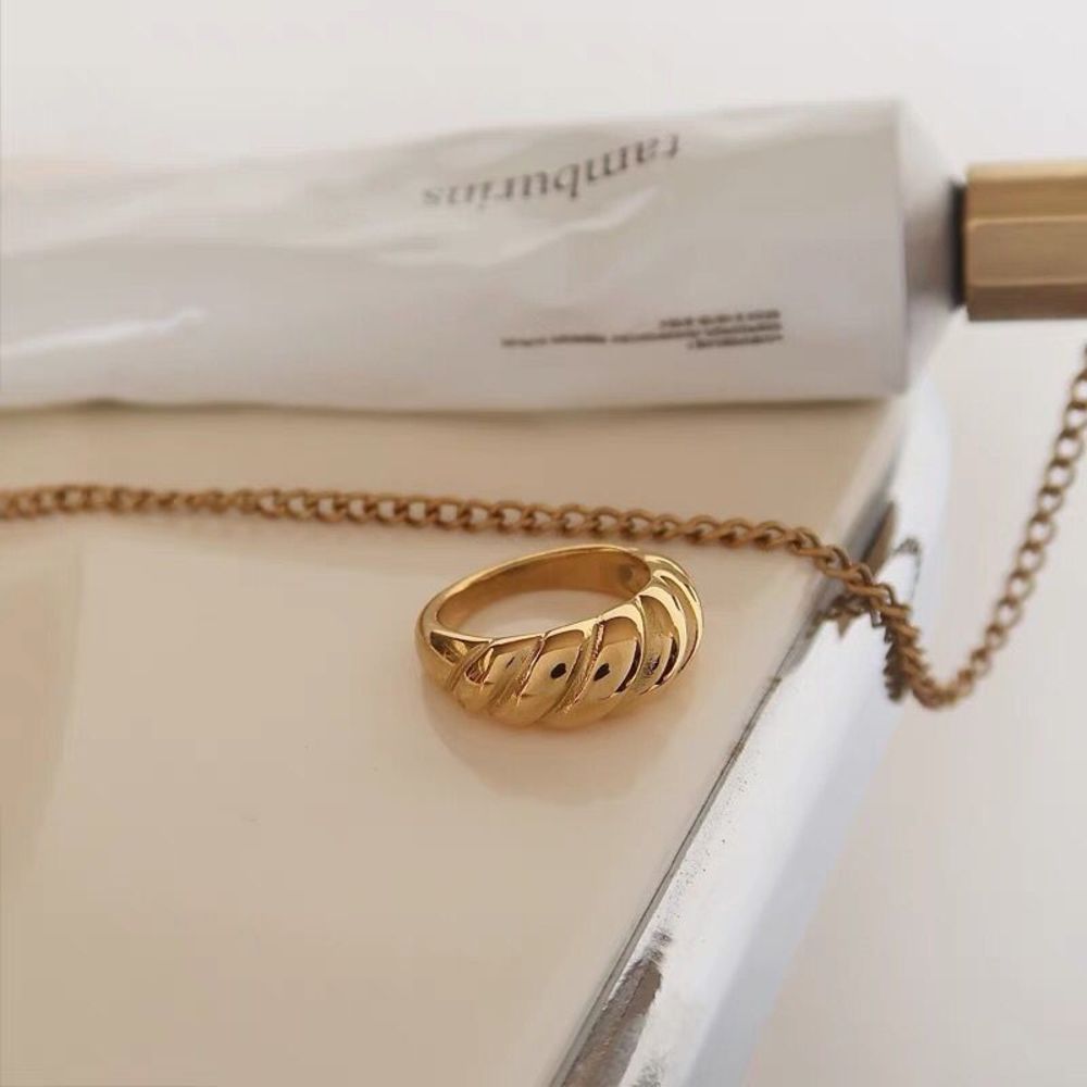 18K Gold Plated Croissant Statement Ring Chunky Band - Picture 4 of 7